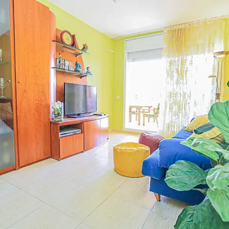 Gaya - Only Families Apartment Cambrils