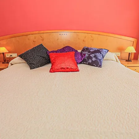 Gaya - Only Families Apartment Cambrils